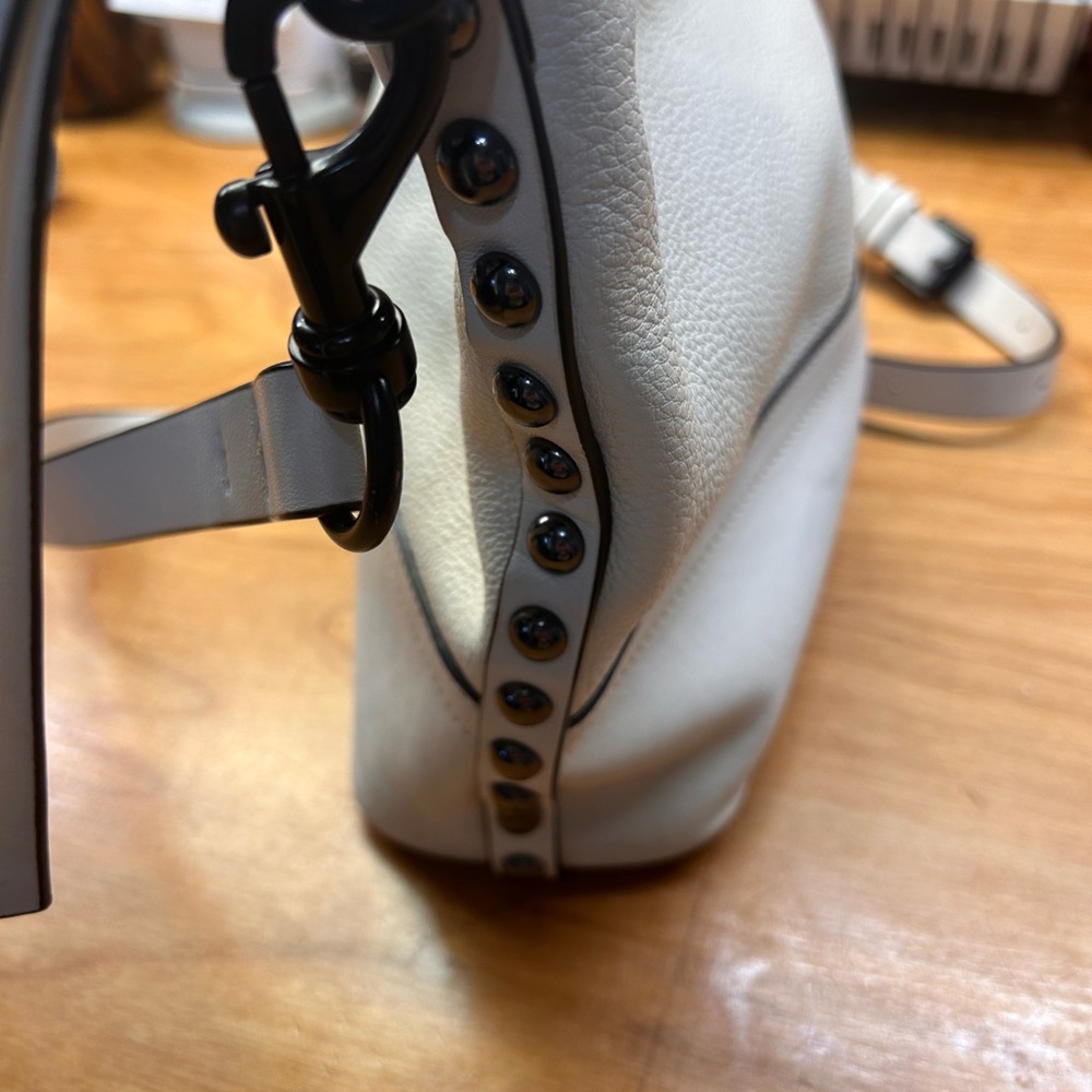 Rebecca Minkoff White Shoulder Bag with Adjustable Strap - Picture 5 of 12